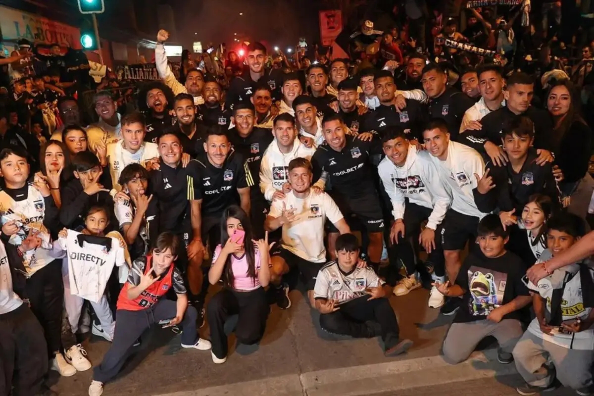 Colo-Colo viajó con todo el plantel para el duelo frente a Deportes Copiapó.