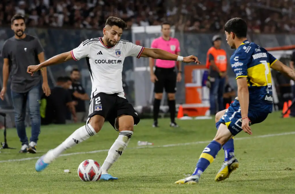 Jeyson Rojas podría volver a sumar minutos en Colo-Colo.