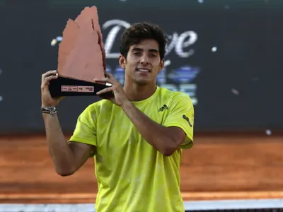 Eterno campeón: El colocolino Christian Garín ganó el ATP 250 de Chile