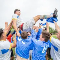 Se formó en Colo-Colo, se retiró a temprana edad y hoy pide apoyo económico junto a su universidad