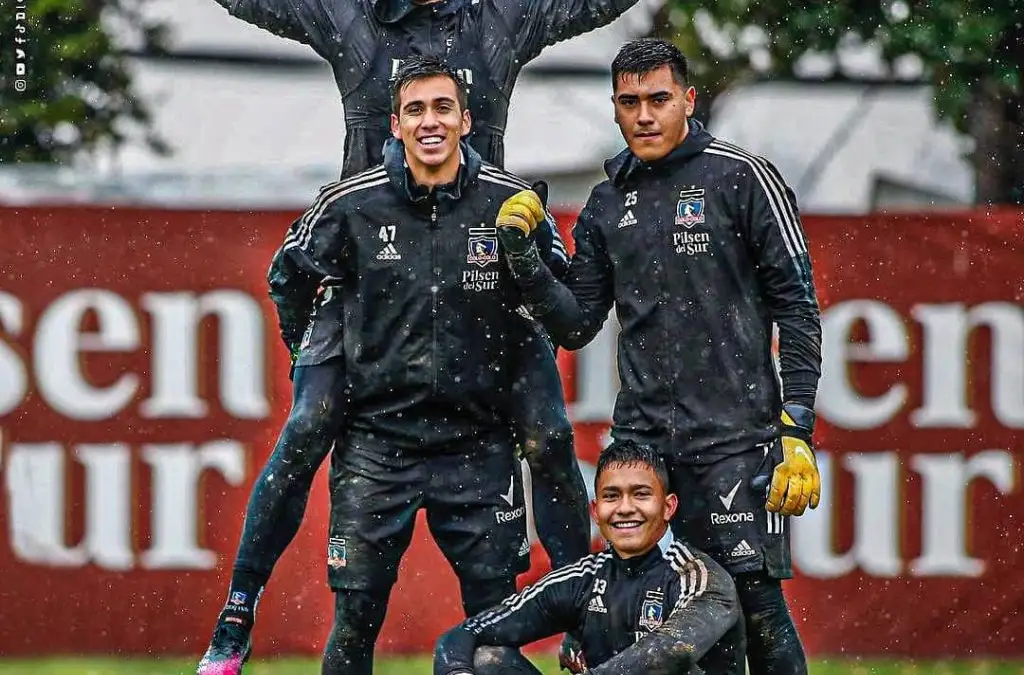 Colo-Colo Oficial