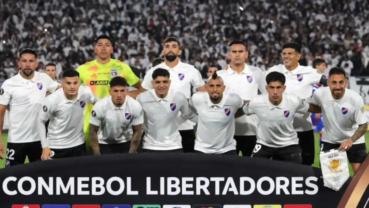Colo-Colo debe ganar sus dos partidos restantes y esperar ciertos resultados en los otros partidos para pasar de ronda.