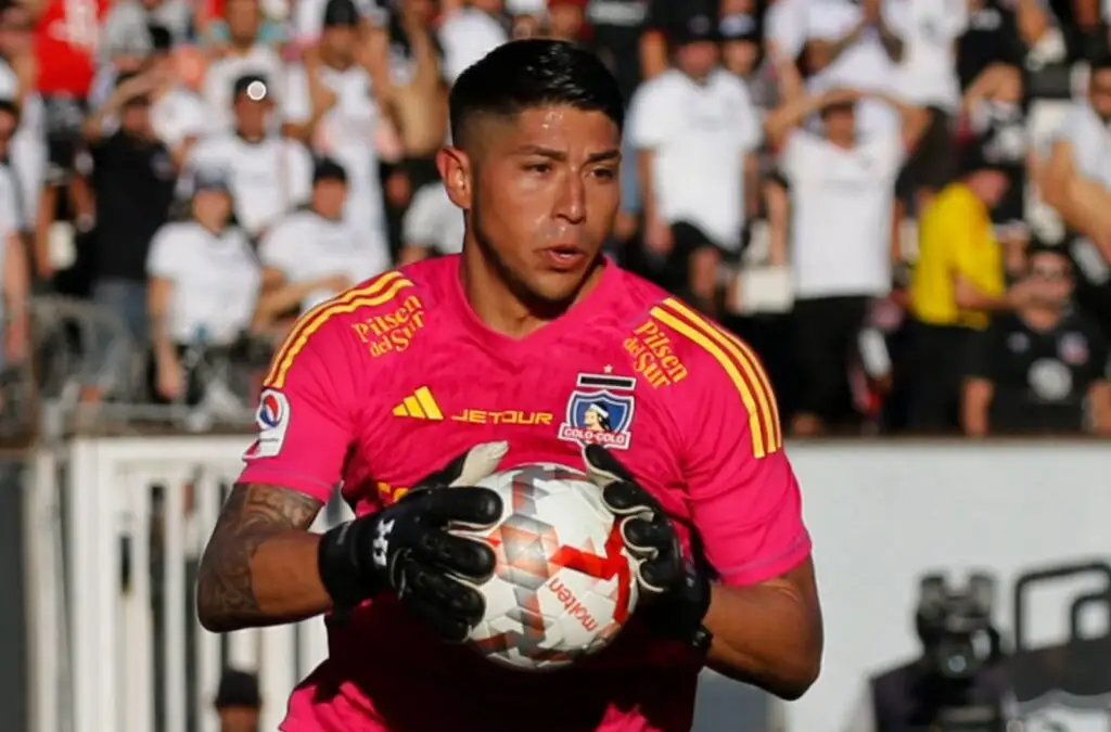 Colo-Colo sigue trabajando en la renovación de Brayan Cortés.