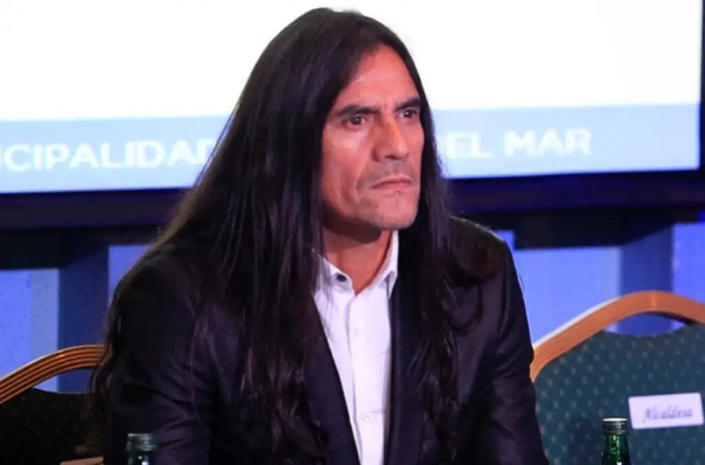 Gabriel Mendoza criticó el planteamiento de Jorge Almirón.