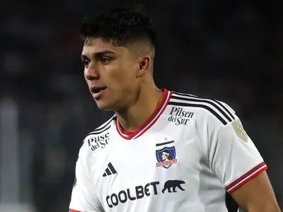 Un nuevo dolor de cabeza: La dura noticia que recibió Damián Pizarro que repercute en su futuro deportivo