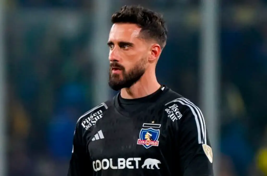 Colo-Colo recibió una baja oferta por Fernando de Paul.