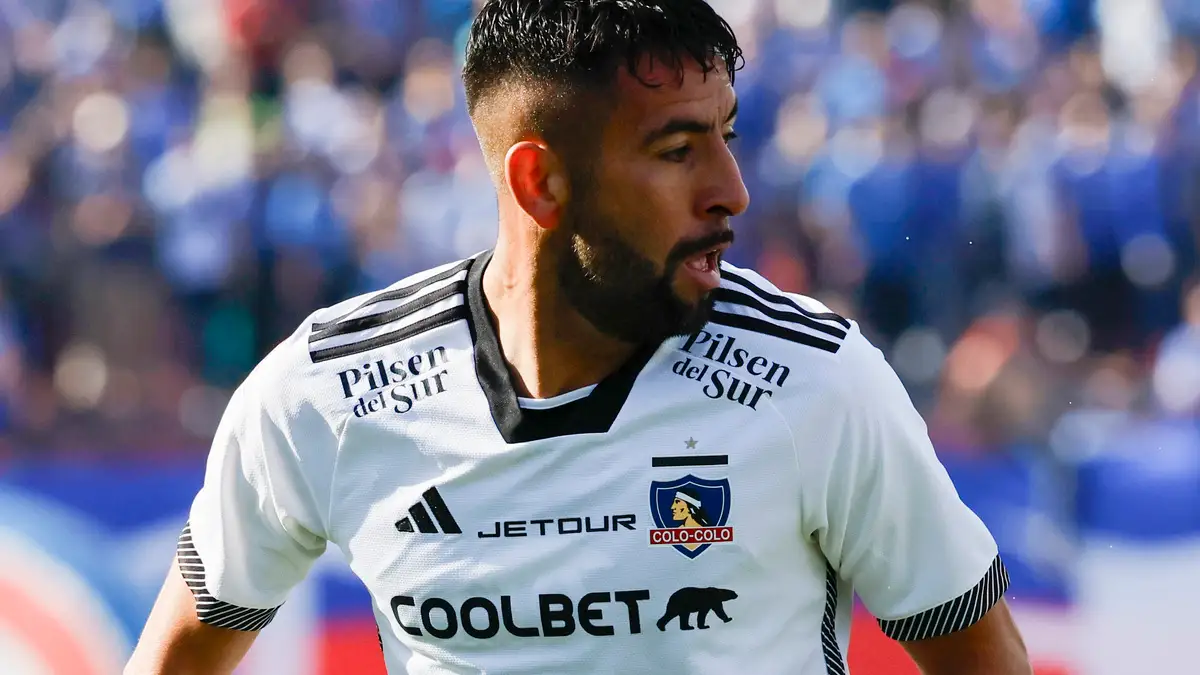 Mauricio Isla fue la primera persona en referirse a la fiesta del pasado domingo.