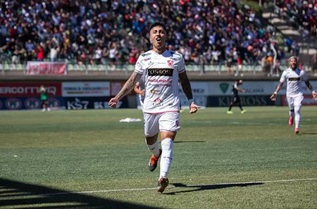 Bryan Soto tiene contrato vigente con Colo-Colo hasta finales del 2025.