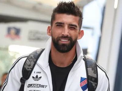 Emiliano Amor aplaude actitud de este jugador de Colo-Colo: «Me encanta que vaya siempre para adelante»