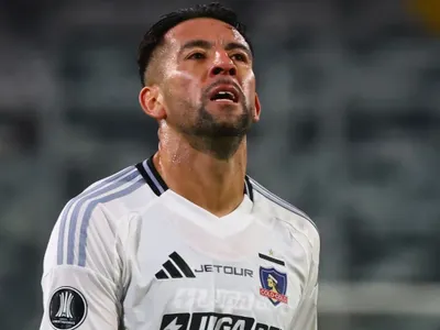 Inapelable: Conmebol confirma nueva sanción para Colo-Colo por Copa Libertadores