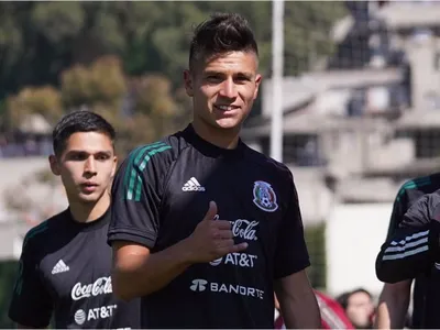 Las potentes amenazas que recibió jugador de Unión Española tras salir «tirando besitos»