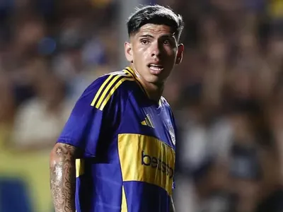 Carlos Palacios recibe fuerte acusación desde la prensa argentina: «Tiene problemas de…»