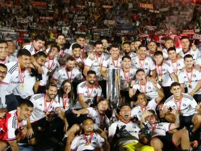 Preparan sus maletas: Los 5 jugadores de Colo-Colo a los que se les buscará una salida para 2024