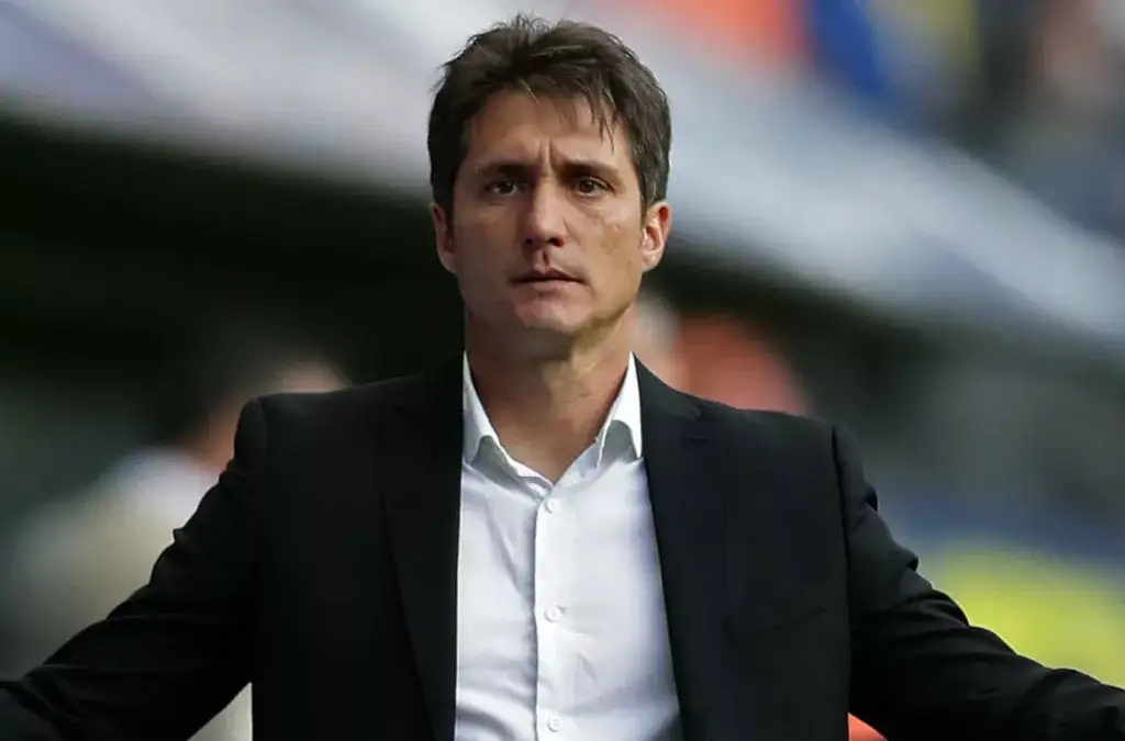 Guillermo Barros Schelotto es el técnico elegido por Juan Cristóbal Guarello y Cristián Caamaño para dirigir Colo-Colo.