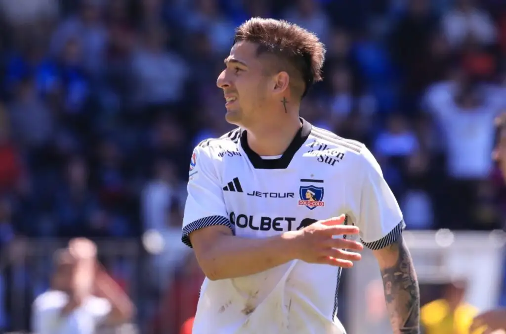 Guillermo Paiva dejó Colo-Colo bajo fuertes cuestionamientos por su rendimiento.
