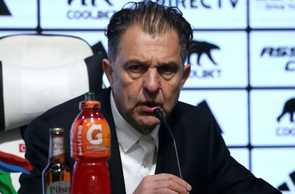 Aníbal Mosa está llevando las negociaciones por el portero, el delantero y el ’10’.