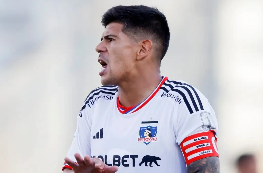 Esteban Pavez se peleó con su papá al momento de llegar a Colo-Colo.