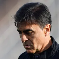 Ninguno es Opazo: Gustavo Quinteros se sincera y revela el estado real de dos futbolistas de Colo-Colo lesionados