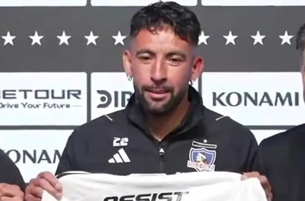 Mauricio Isla se suma a la lista de los jugadores de la Generación Dorada que vistieron la camiseta de Colo-Colo.