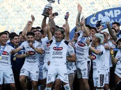 «Sería una revancha»: Jugador que se coronó campeón con Deportes Melipilla anhela su retorno a Colo-Colo