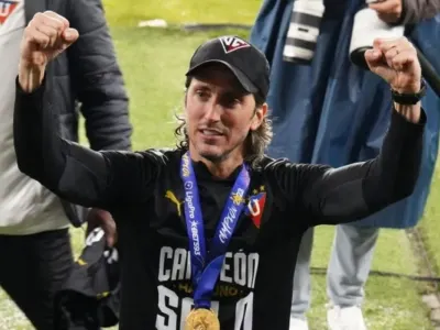 Con nombre y apellido: Revelan el jugador que contrataría Colo-Colo para convencer a Luis Zubeldía