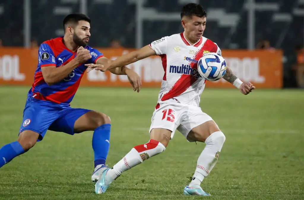Cristián Zavala está a préstamo en Curicó Unido.