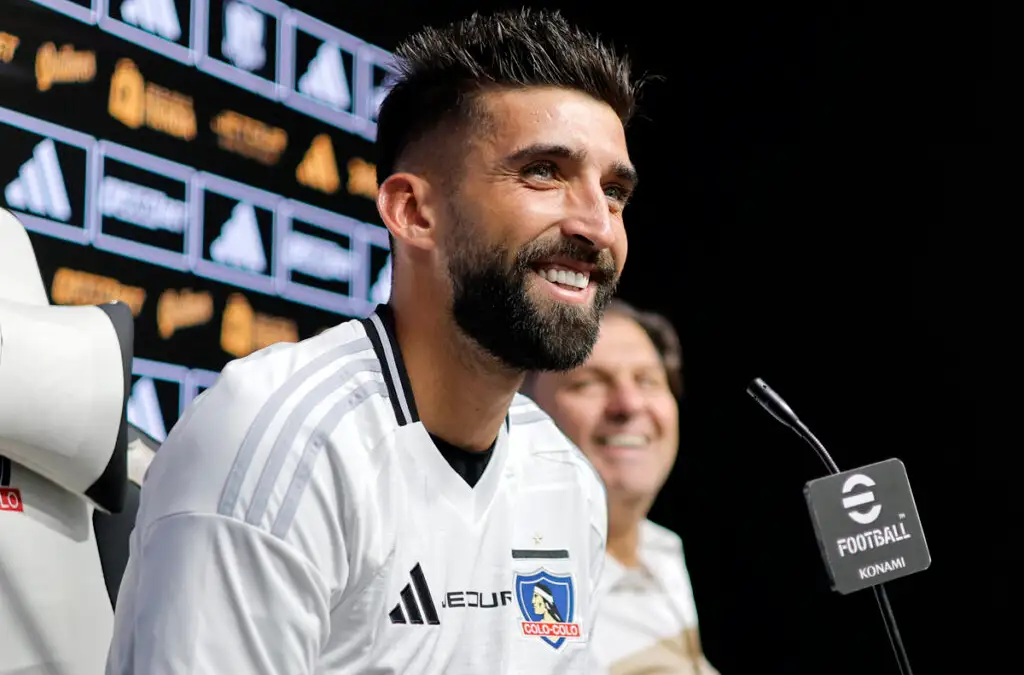Emiliano Amor entrenó como titular en Colo-Colo para el duelo frente a Huachipato.