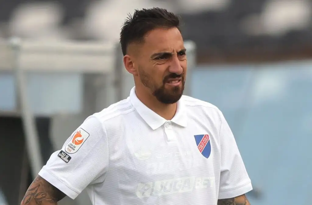 Correa estaría siendo tentado a volver al fútbol argentino.