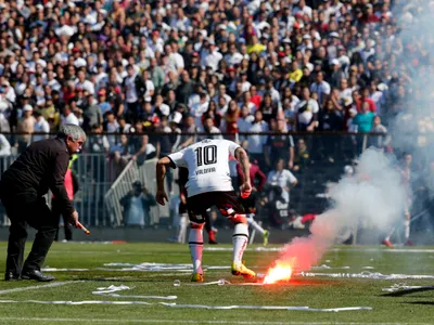 Problemas en Colo-Colo: Blanco y Negro deberá pagar millonaria multa por incidentes en Superclásico