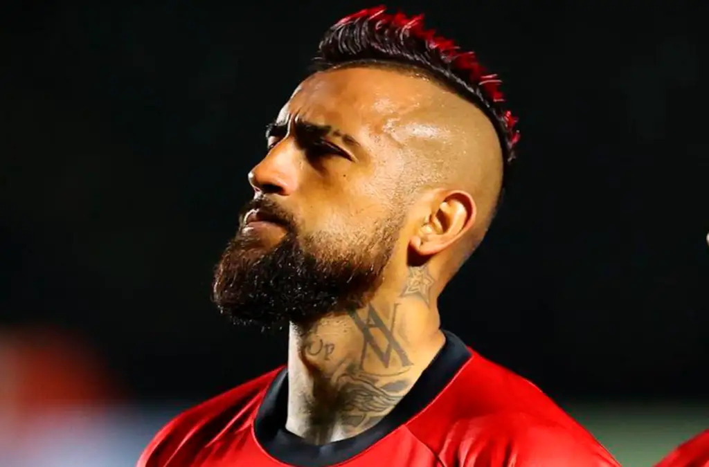 Arturo Vidal tiene todo el deseo de llegar a Colo-Colo.