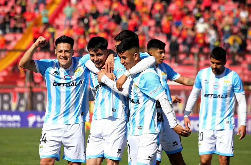 Colo-Colo buscará superar a Magallanes para seguir en carrera en la Copa Chile.