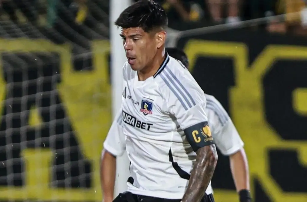 Esteban Pavez se prepara para el próximo partido de Colo-Colo.