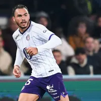 Gabriel Suazo no lo pasa bien en el Toulouse y recibe un duro revés en sus aspiraciones en la Ligue 1