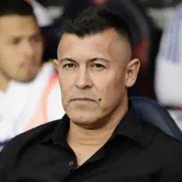 Sólo se mantuvo un miembro: Así quedó conformado el cuerpo técnico de Jorge Almirón en Colo-Colo