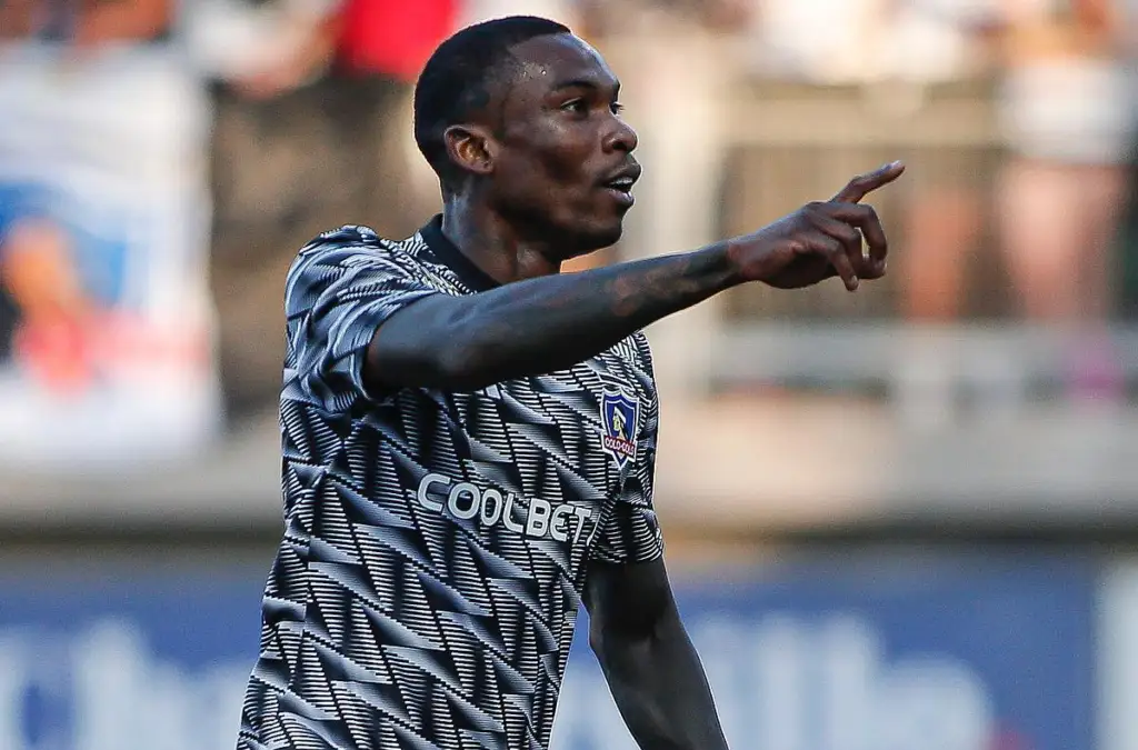Fabián Castillo será alternativa para enfrentar a Ñublense de Chillán.