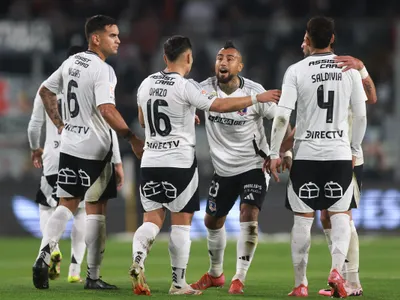 Problemas para Almirón: La importante ausencia que tendrá Colo-Colo para enfrentar a Atlético Bucaramanga