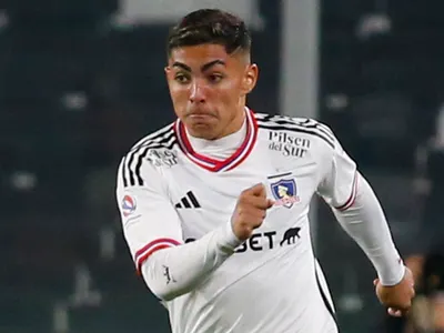 Le rayaron la cancha: La tajante respuesta de Colo-Colo a Xolos de Tijuana por interés en Jordhy Thompson