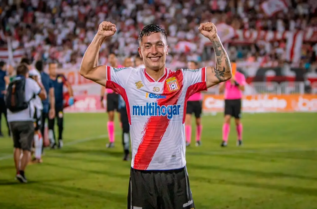 Cristián Zavala se convirtió en un inamovible en el once titular de Curicó Unido