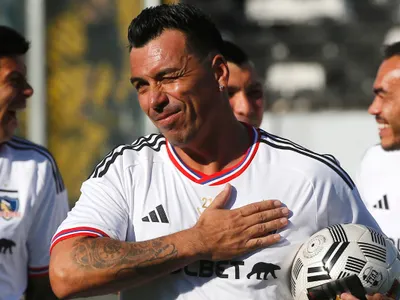 Esteban Paredes apunta al delantero que debe contratar Colo-Colo para 2025