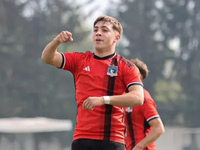 [VIDEO]: Fidel Tourn debuta con gol en su primer partido con la Sub 18 de Colo-Colo