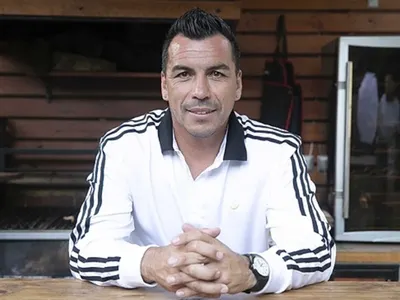 Aseguran que Esteban Paredes se estaría proyectando para un importante puesto en Colo-Colo: “Su gran aspiración es…”