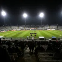 Colo-Colo lo sufre a diario: Boca Juniors denuncia el estado de la cancha del Estadio Monumental