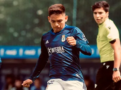Duro golpe: La pésima noticia que recibió Joan Cruz tras su primera temporada en el Real Oviedo