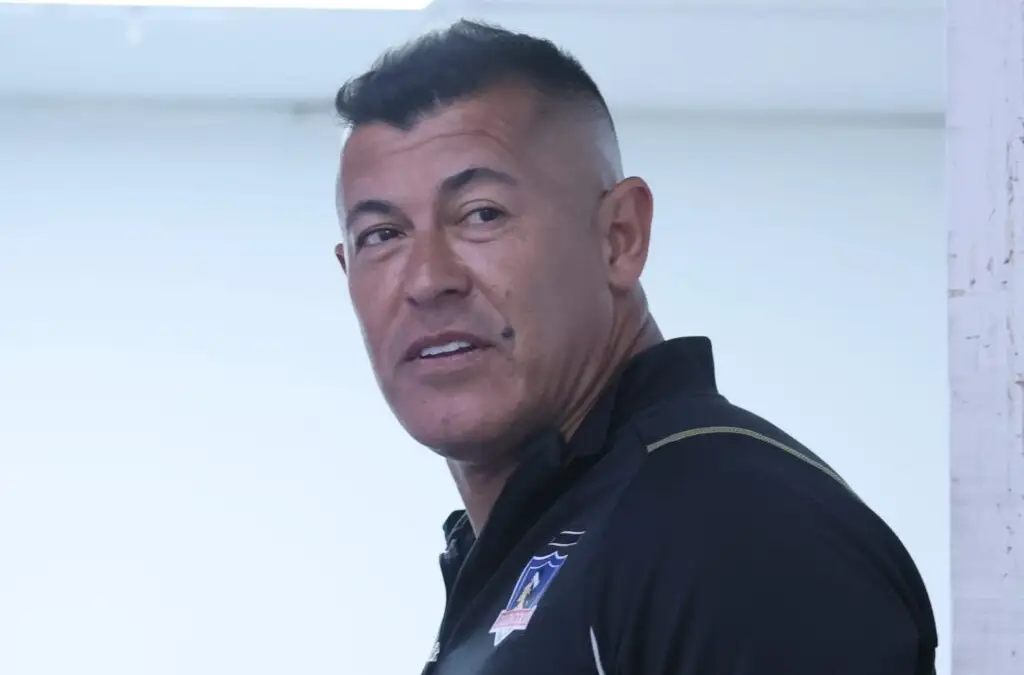 Jorge Almirón le mandó un picante recado a la U tras ser campeón del fútbol chileno.