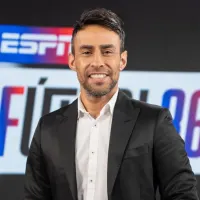 Pulgar para arriba: Jorge Valdivia se deshizo en elogios para Gustavo Quinteros y la gran actuación de Colo-Colo