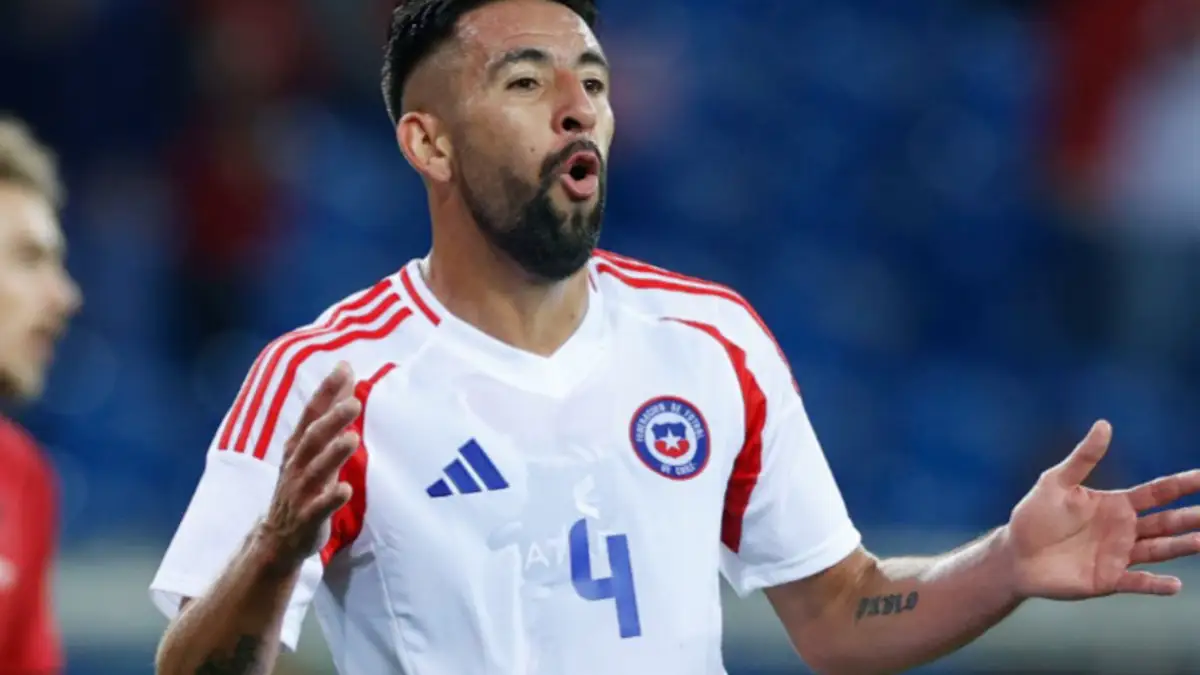 Mauricio Isla haría un esfuerzo económico para llegar a Colo-Colo.
