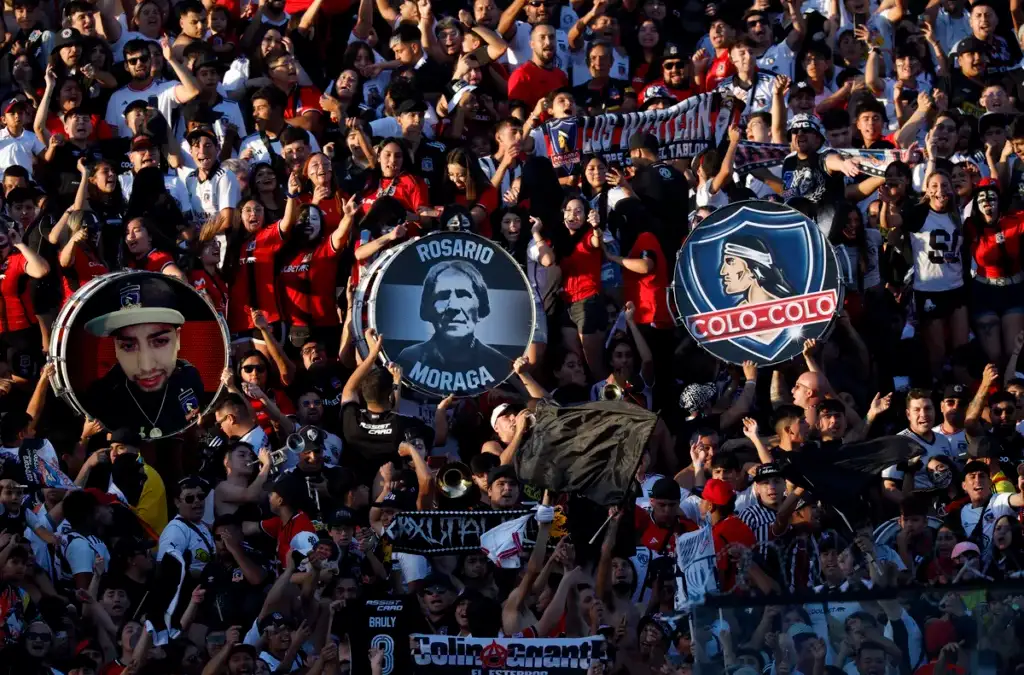 Colo-Colo no podrá contar con hinchas en su visita a Ñublense.