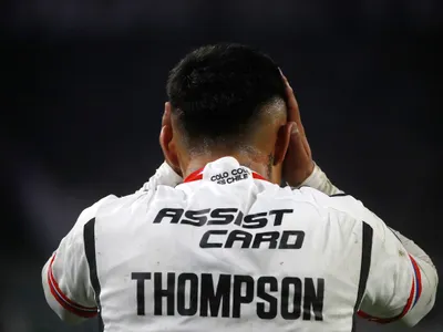 El tremendo desprecio que recibió Jordhy Thompson tras revelarse su posible salida de Colo-Colo: “Que se vaya a…”