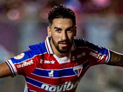 Vuelve a sonreír: Juan Martín Lucero se olvida de Colo-Colo y recibe una excelente noticia en Brasil