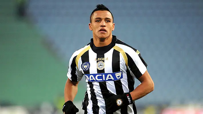 Alexis Sánchez tendría todo listo para fichar por Udinese.
